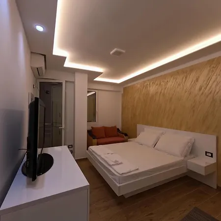 In Bb - Seafront Elegance And Serenity Sea View Guest house Vlore