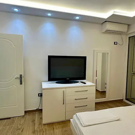 In Bb - Seafront Elegance And Serenity Sea View Vlore