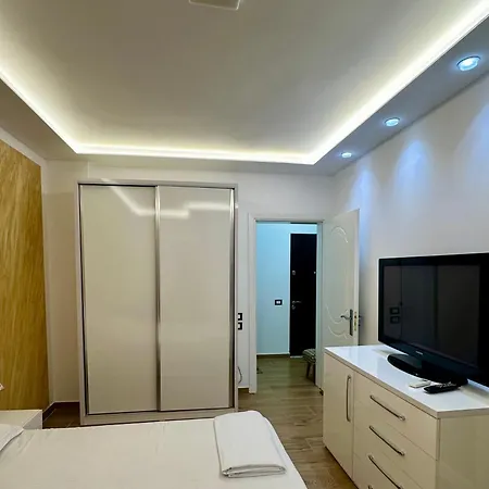 Penzion In Bb - Seafront Elegance And Serenity Sea View *